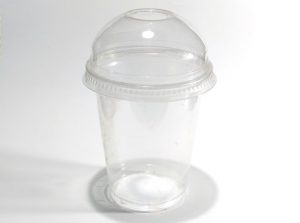 propgadaro de esquejes con vaso de plástico