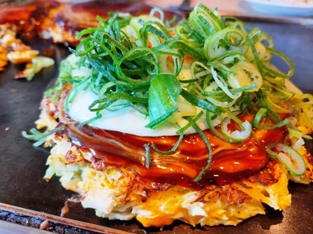 Okonomiyaki. El plato típico de Osaka